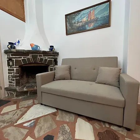 Antiperatos House