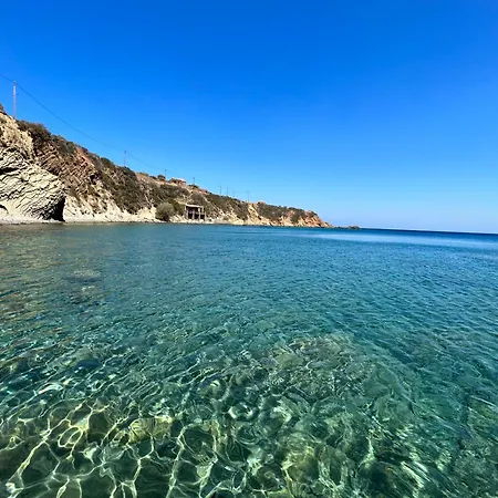 Antiperatos House * Karpathos