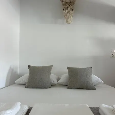Antiperatos House Villa *